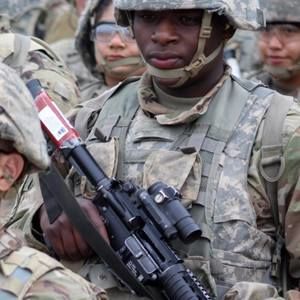 Meet your Posher, Dontay